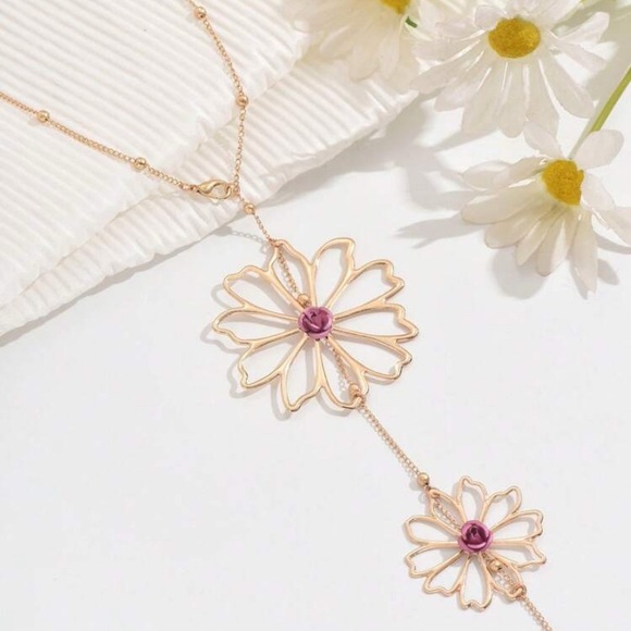 Elegant Gold and Pink Floral Back Necklace - Picture 3 of 10